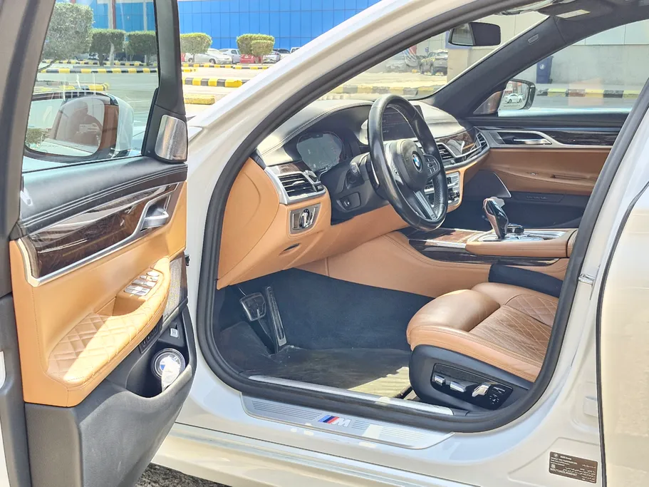 2020 BMW 7 Series 740Li 