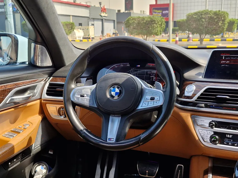 2020 BMW 7 Series 740Li 