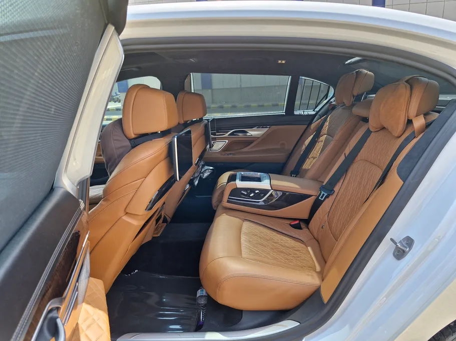 2020 BMW 7 Series 740Li 