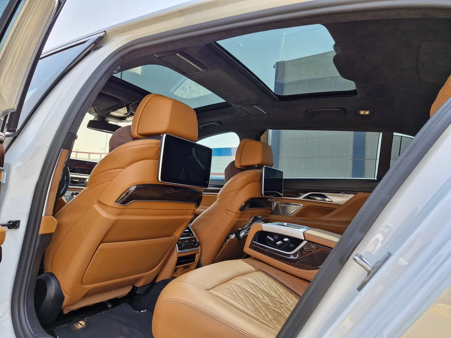 2020 BMW 7 Series 740Li 