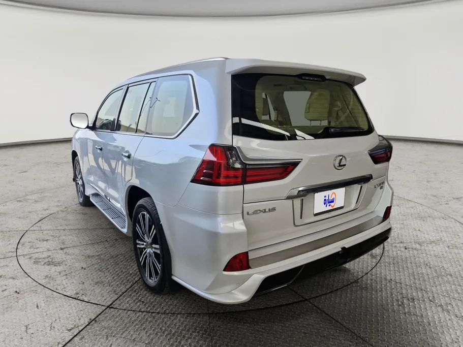 لكزس LX 570 S 2021