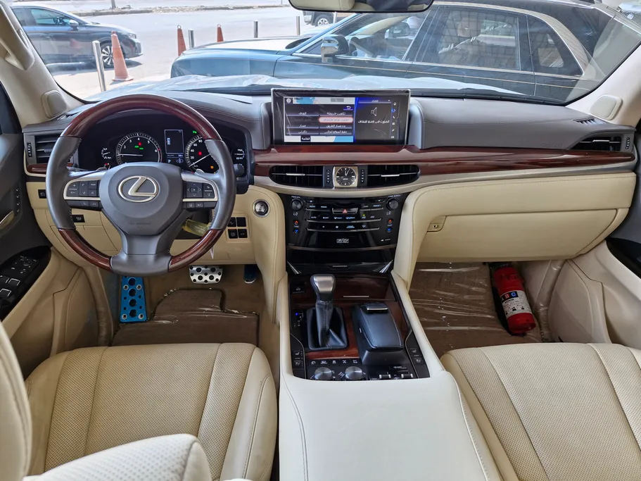 2021 Lexus LX 570 S