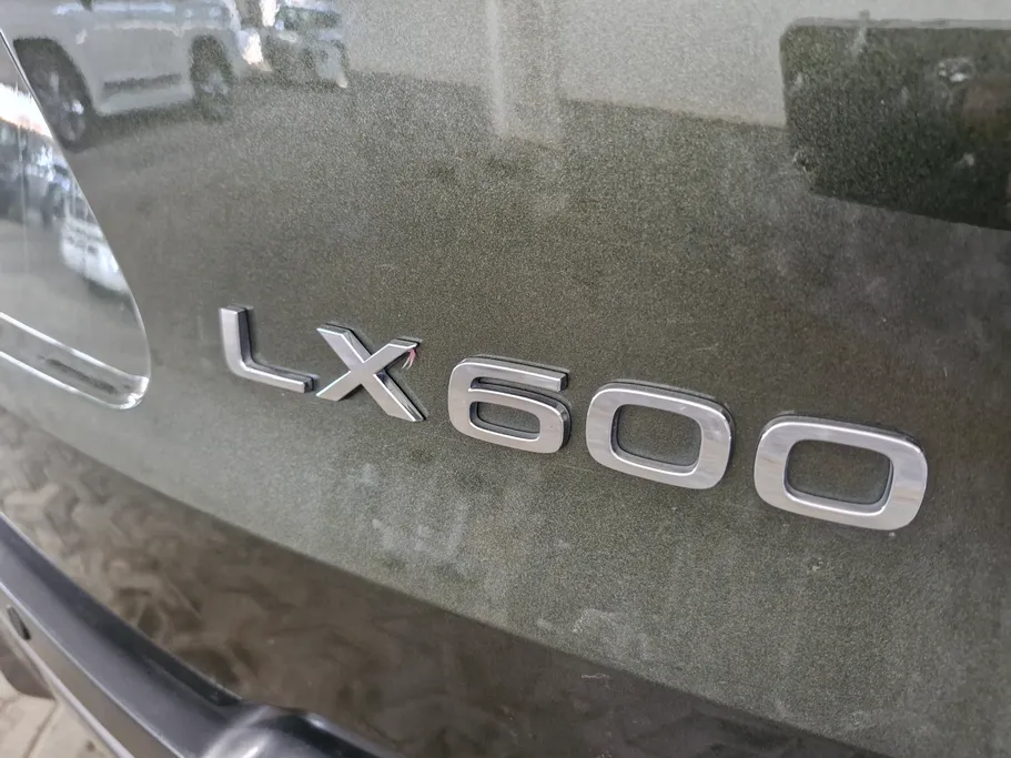 2022 Lexus LX 600 BB Elite