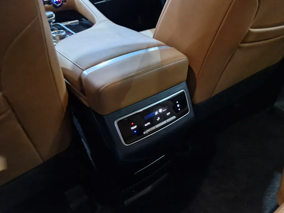 شانجان CS95 Royal 2024