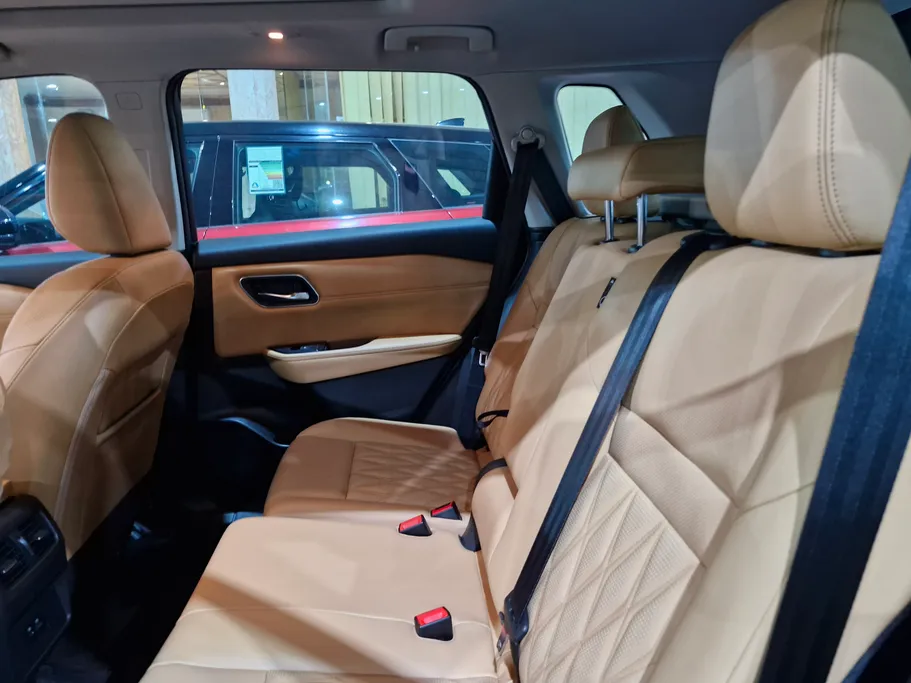 2024 Nissan Xtrail SL