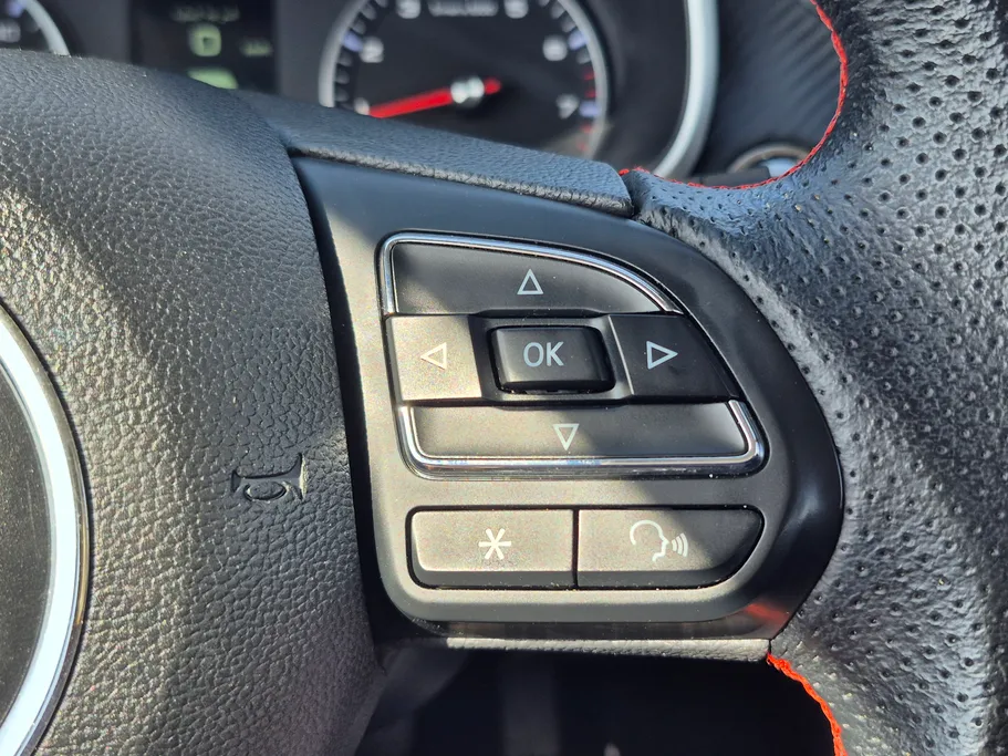 2023 MG ZS STD 