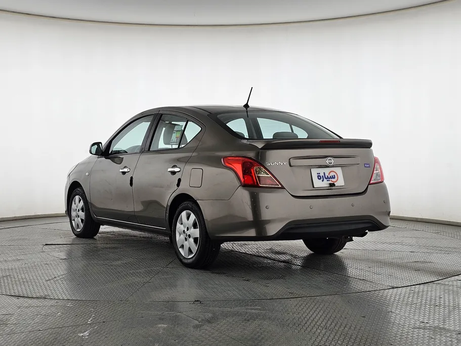 2022 Nissan Sunny SV 