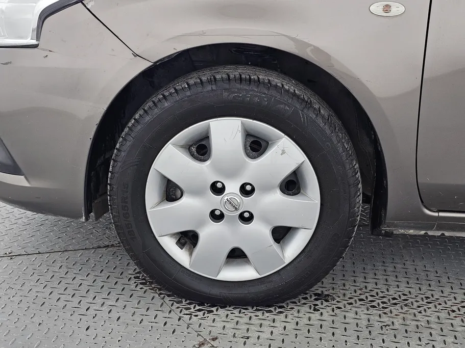 2022 Nissan Sunny SV 