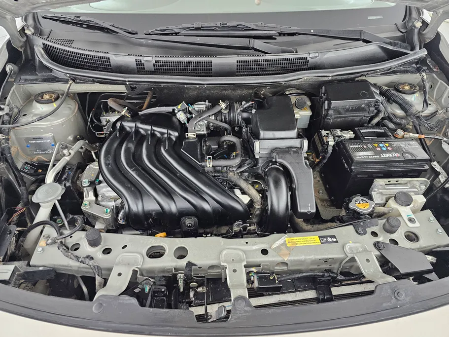2022 Nissan Sunny SV 