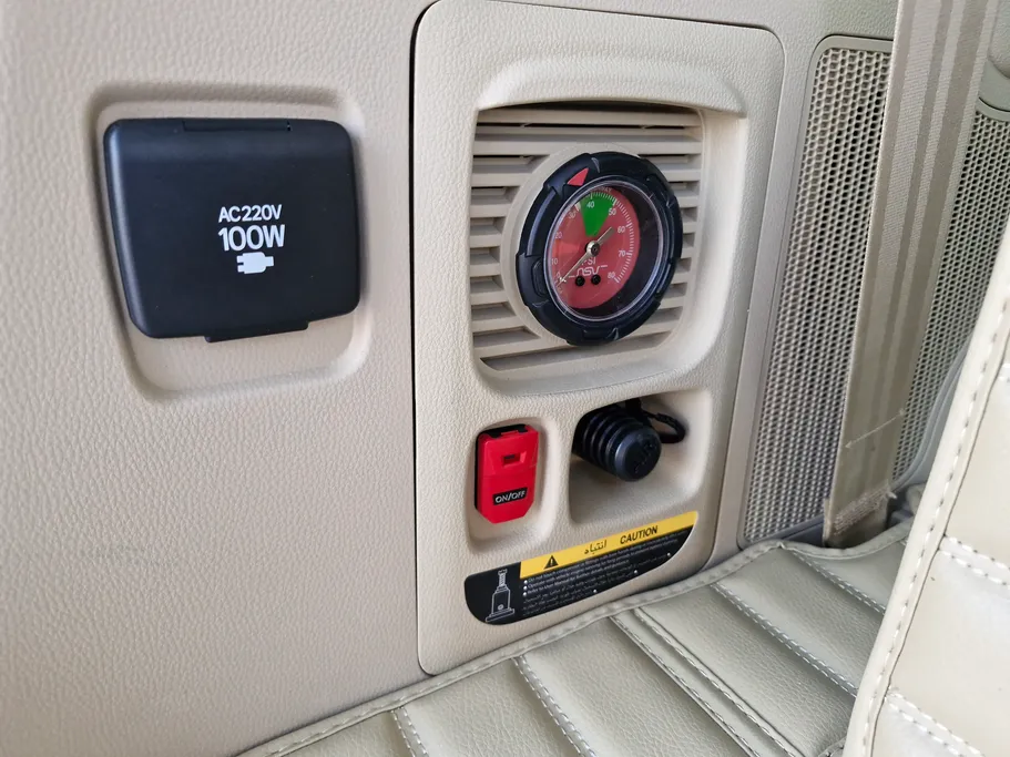 تويوتا لاندكروزر GXR4 2025
