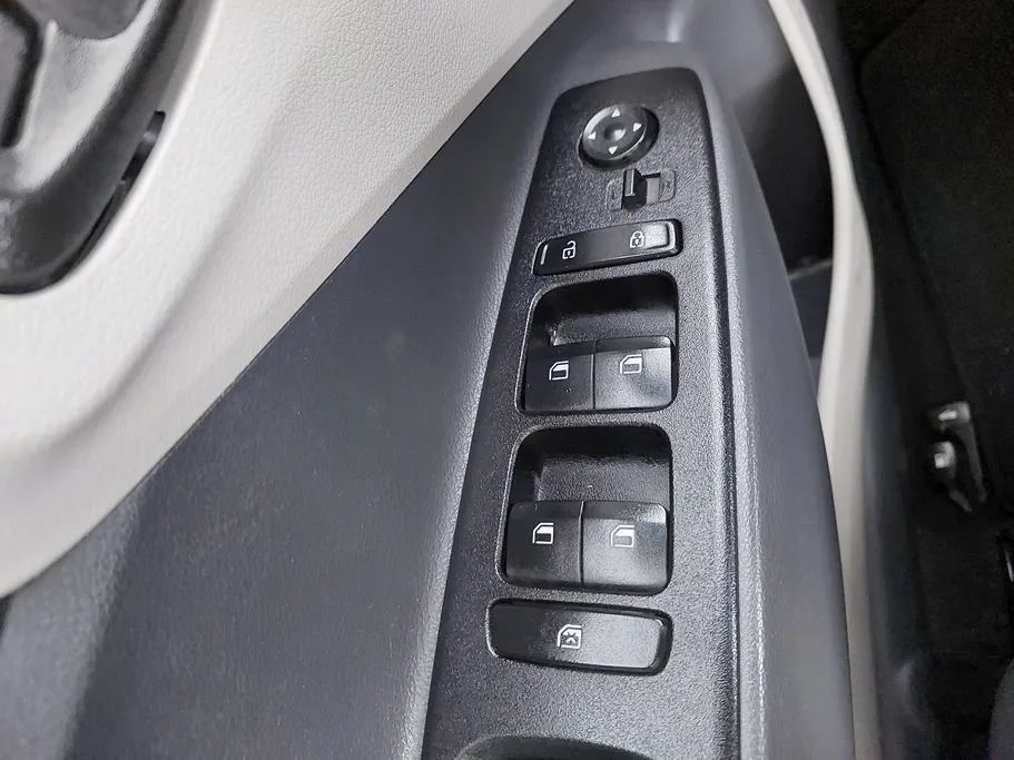 2023 Hyundai Grand i10 Fleet 