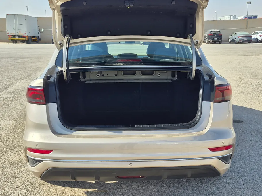 2023 Geely Emgrand GF 