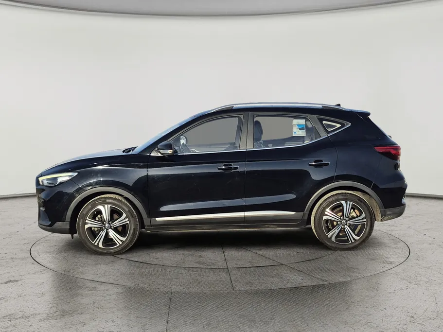 2023 MG ZS LUX 