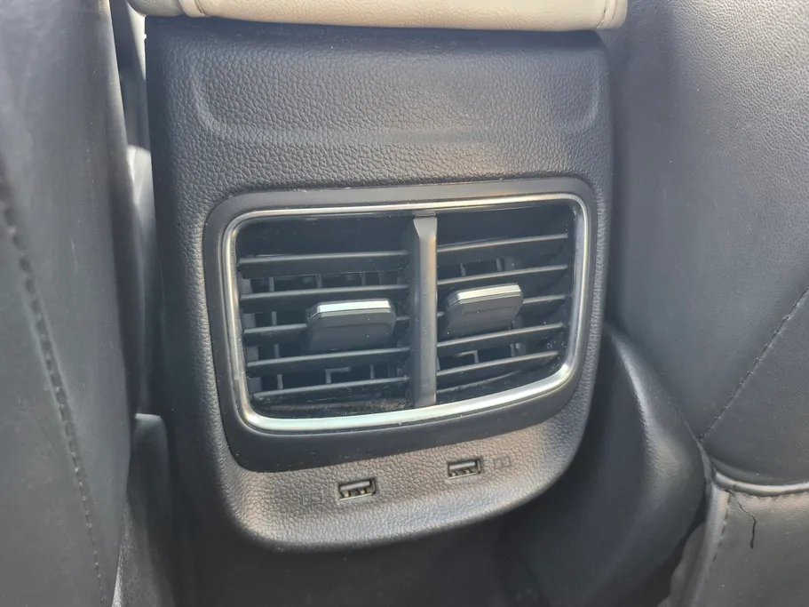 2023 MG ZS LUX 