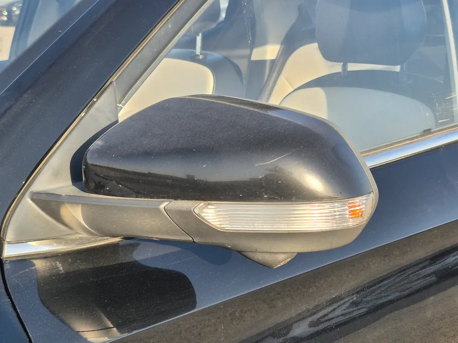 2023 MG ZS LUX 