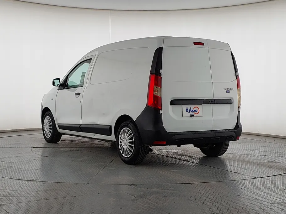 2021 Renault Docker Van بضاعة 