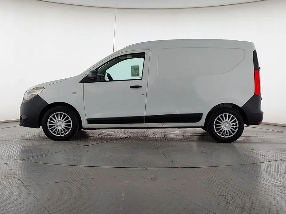 2021 Renault Docker Van بضاعة 