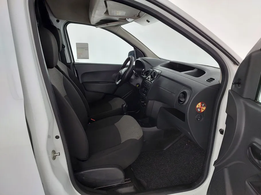 2021 Renault Docker Van بضاعة 