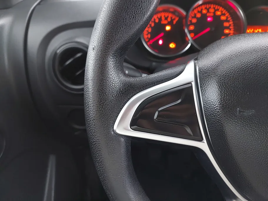 2021 Renault Docker Van بضاعة 