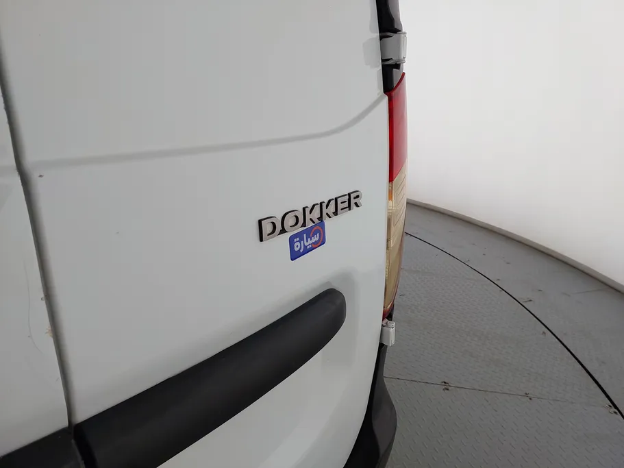 2021 Renault Docker Van بضاعة 