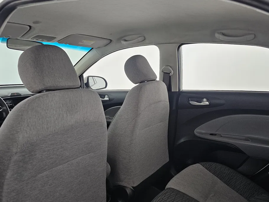 2022 Kia Pegas LX 