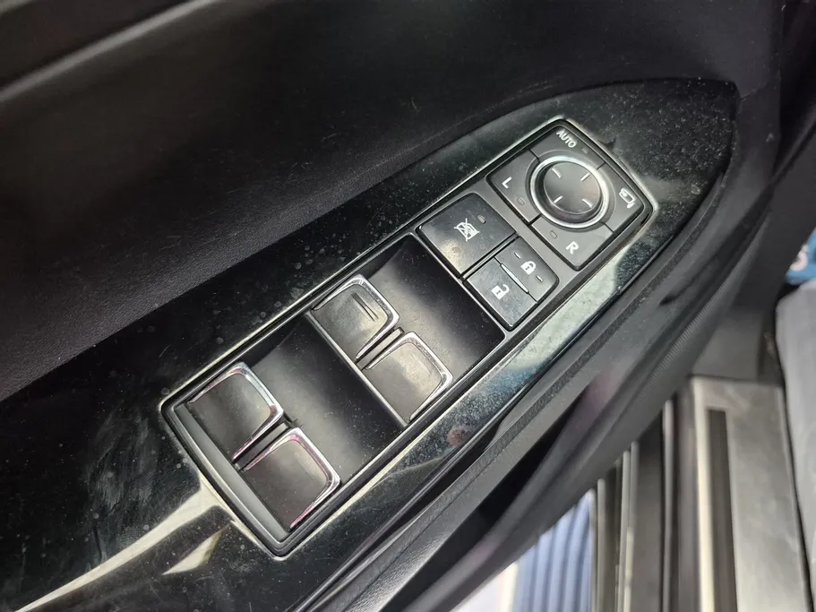 2021 Lexus LX 570 Black Ed. 