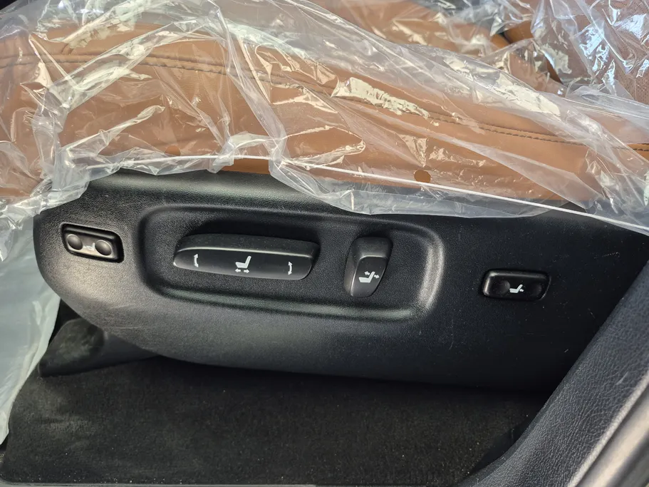 2021 Lexus LX 570 Black Ed. 