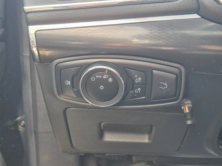 2021 Ford Taurus Ambiente 