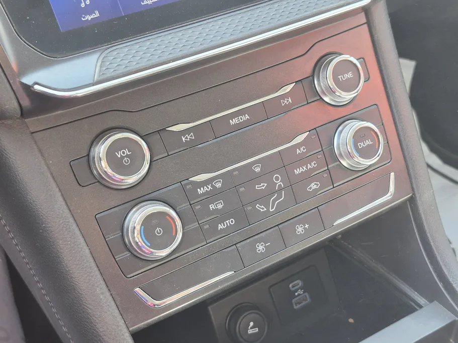 2021 Ford Taurus Ambiente 