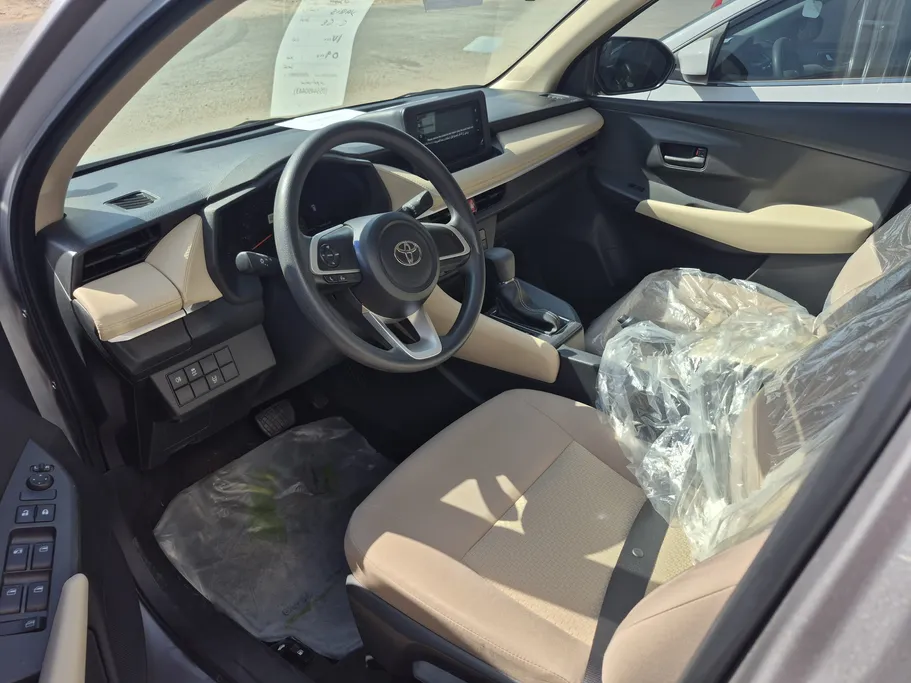 2024 Toyota Yaris  Y 