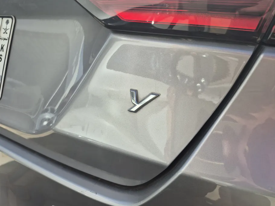 2024 Toyota Yaris  Y 