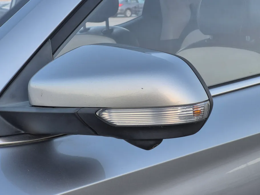 2022 MG ZS LUX 