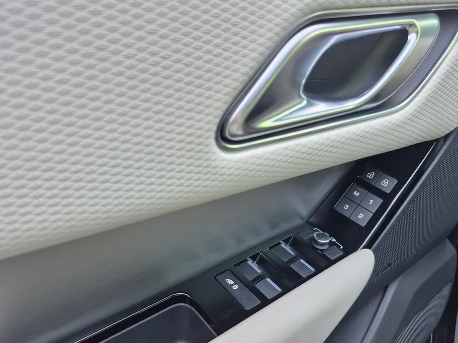 لاند روفر رنج روفر Velar 2022
