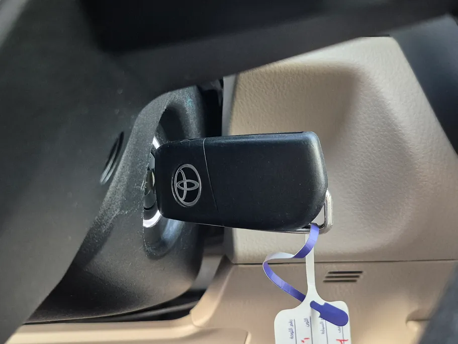 2020 Toyota Camry  LE 