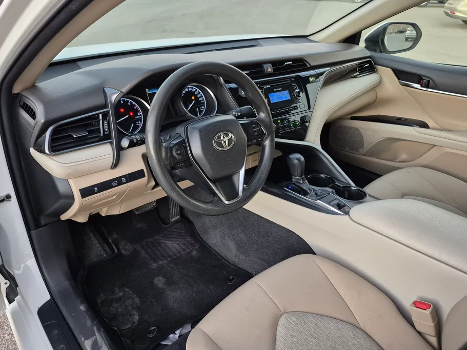 2020 Toyota Camry  LE 