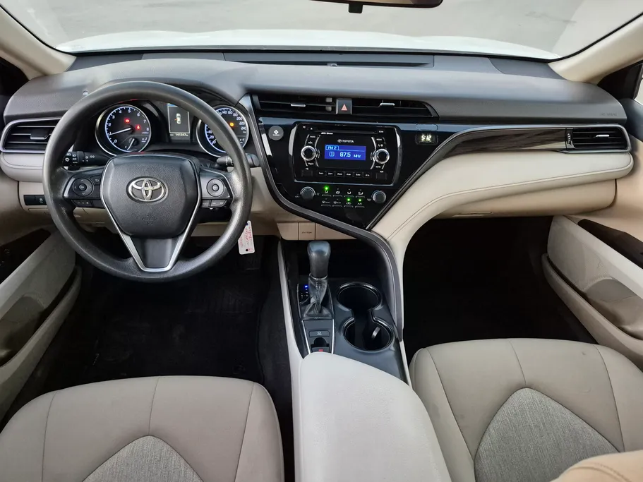 2020 Toyota Camry  LE 