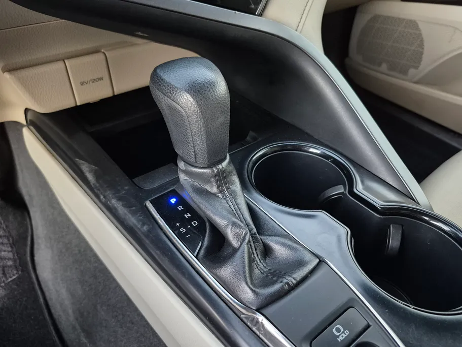 2020 Toyota Camry  LE 