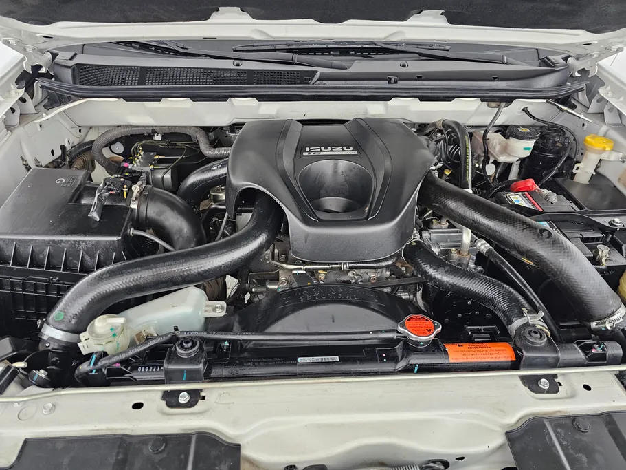 ايسوزو دي ماكس Double Cab 2023