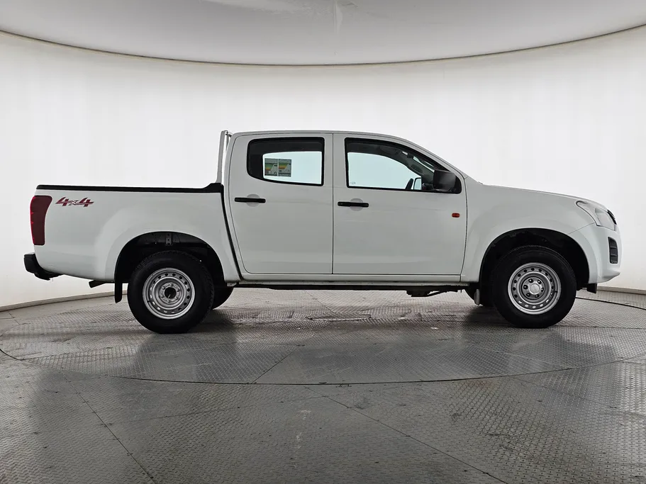ايسوزو دي ماكس Double Cab 2023