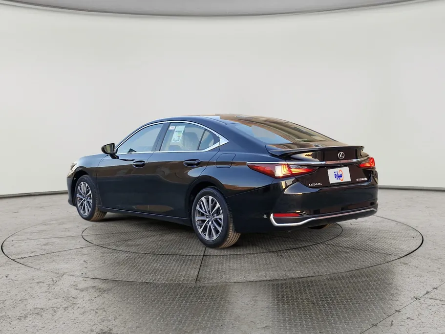 2025 Lexus ES 300 H