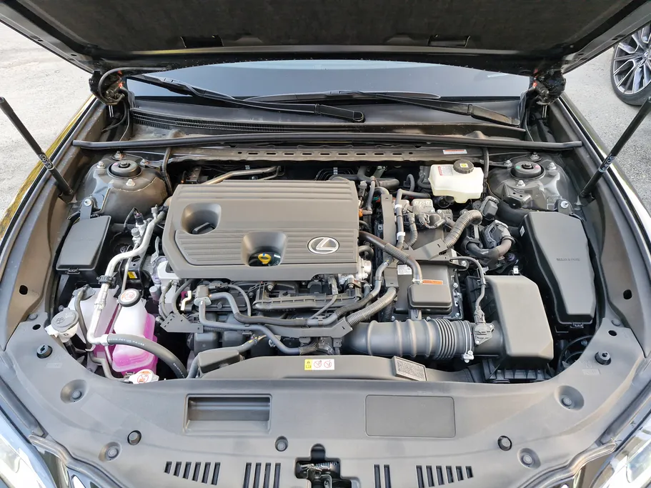 2025 Lexus ES 300 H