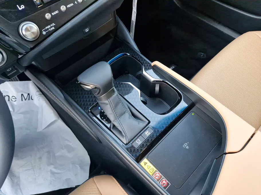 2025 Lexus ES 300 H
