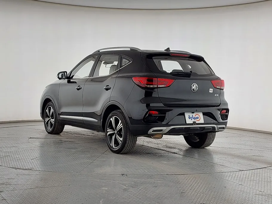 ام جي ZS LUX 2023