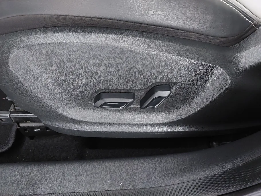 ام جي ZS LUX 2023