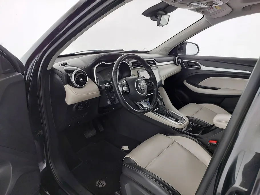 ام جي ZS LUX 2023