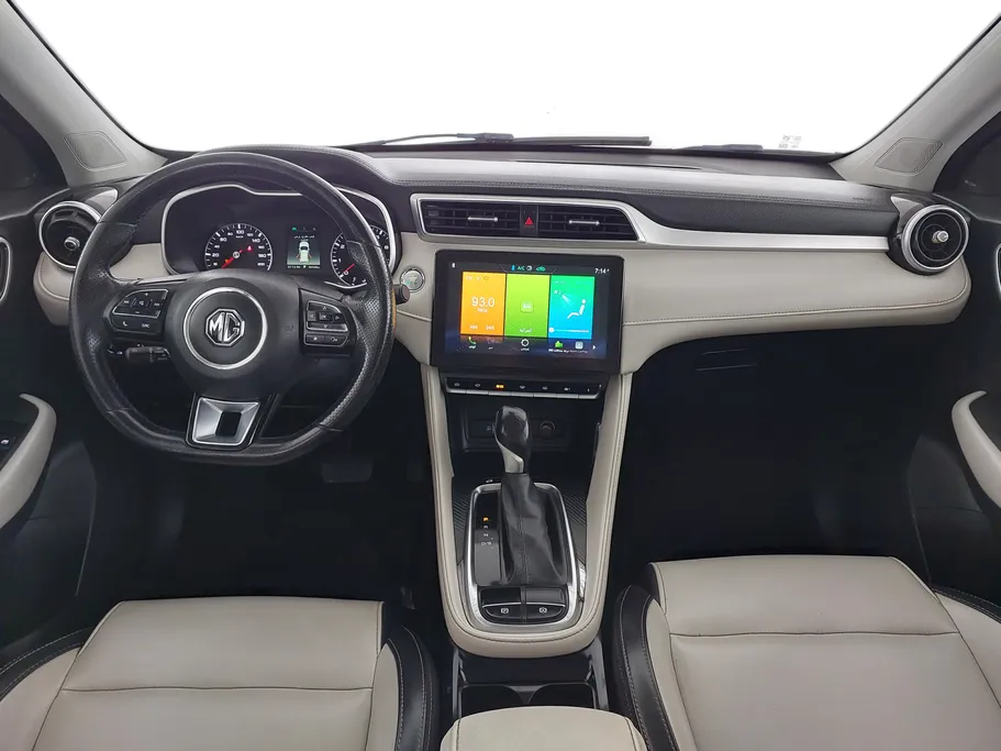 ام جي ZS LUX 2023