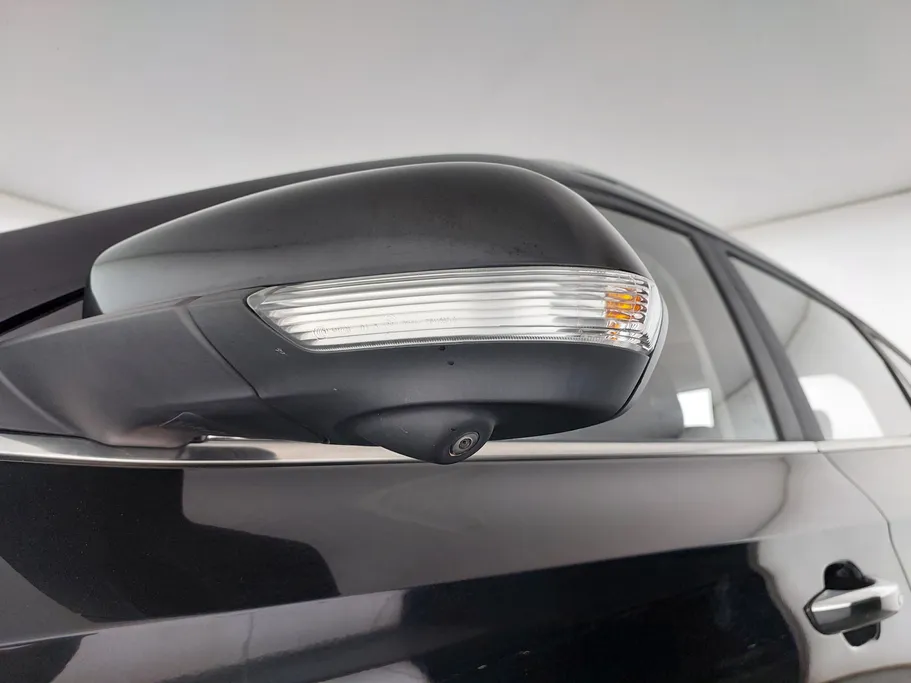 ام جي ZS LUX 2023