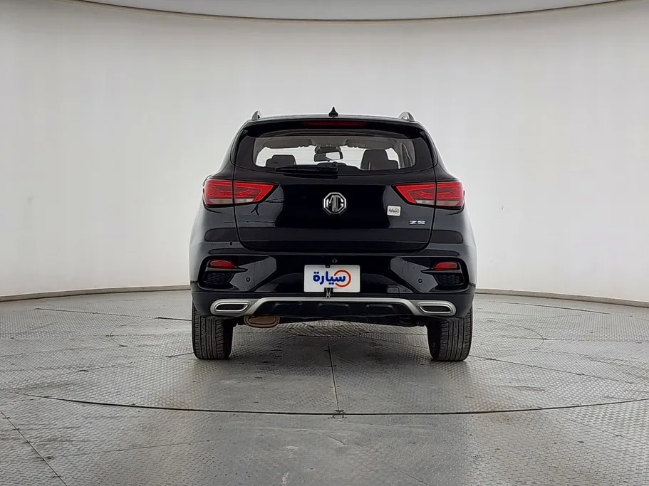 ام جي ZS LUX 2023