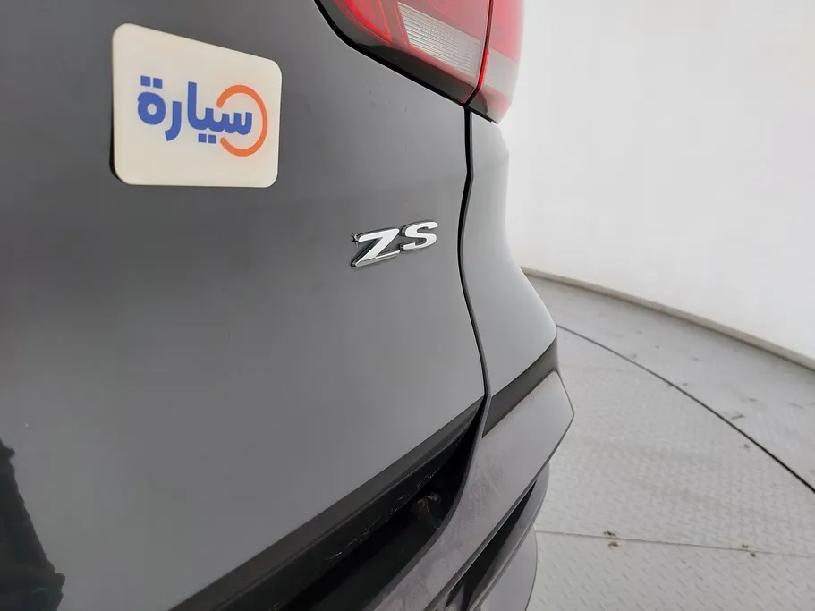 ام جي ZS LUX 2023