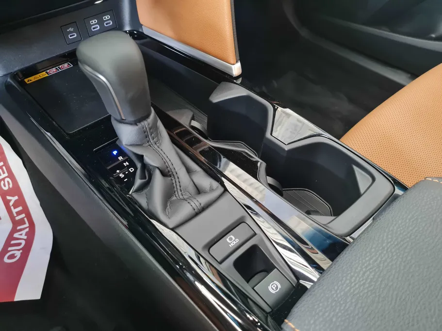 2025 Toyota Camry  GLE